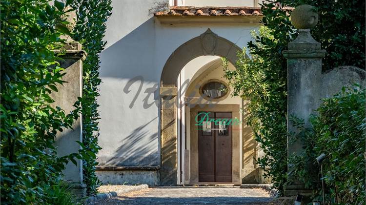 Villa for Sale in Firenze