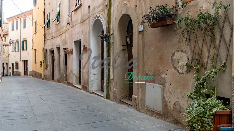 Apartment for Sale in Monterotondo Marittimo