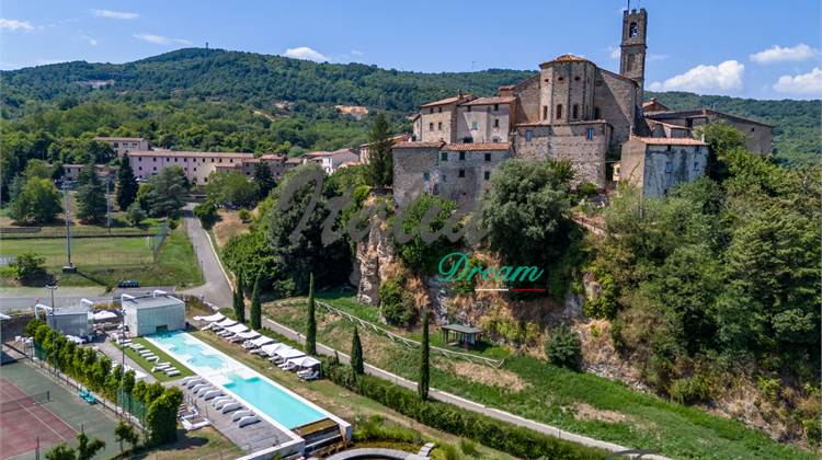 Duplex in centro storico di un borgo termale