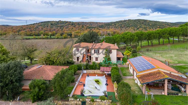 Rustico/Landhaus zu Verkauf in Massa Marittima