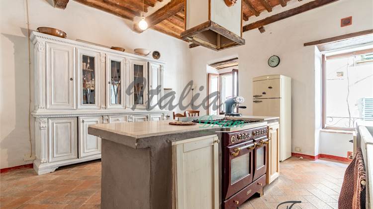 公寓 在 出售 到 Monterotondo Marittimo