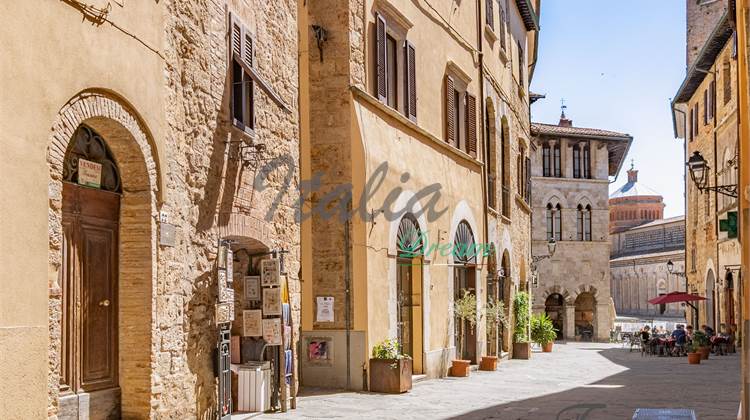 Wohnung zu Verkauf in Massa Marittima