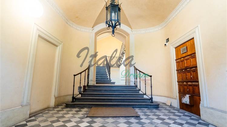 Siena, Garibaldi - Appartamento ristrutturato in palazzo storico